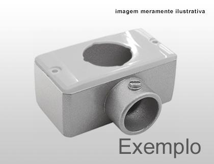 EX70144 | EX70145 | EX70146 – Tomada vertical 2P+T 20A com placa para condulete