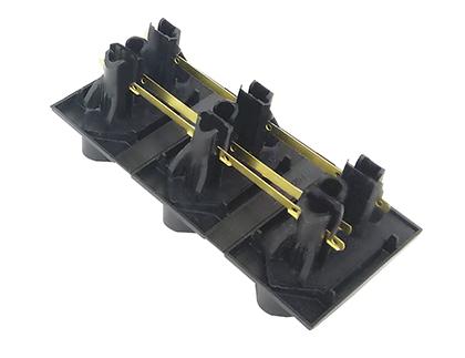 EX-1330 – Tomada Reta Tripla 10A