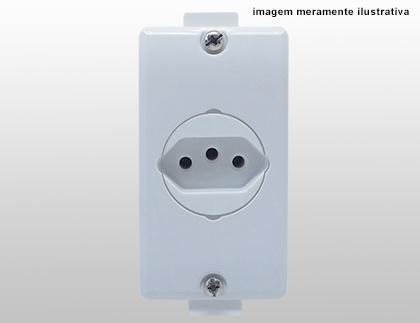 EX70131 | EX70132 | EX70133 – Tomada horizontal 2P+T 20A com placa para condulete