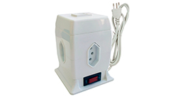 Mini torre com 4 tomadas e USB